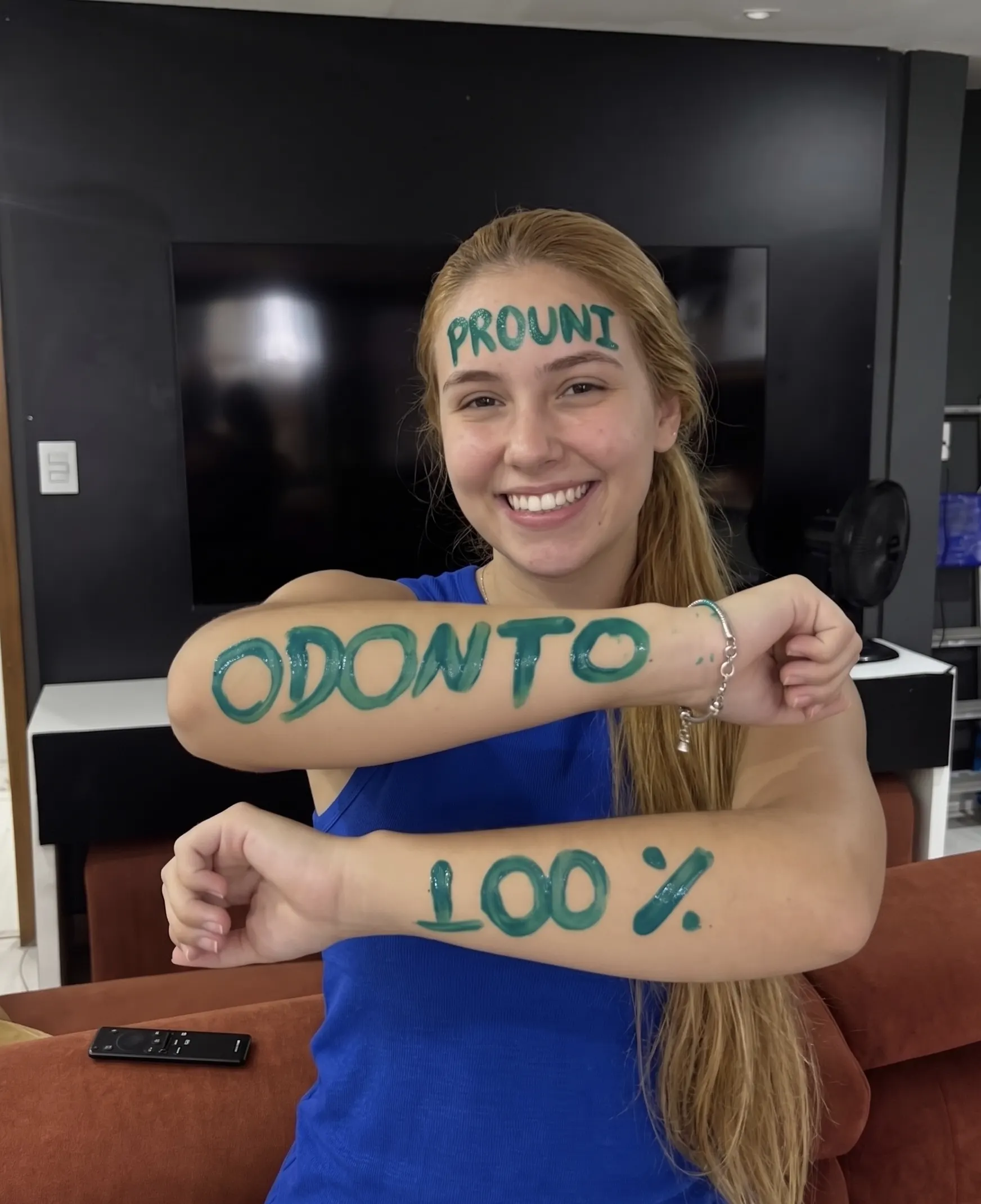 Aluna aprovada usando o APP Desatrasa ENEM 2026